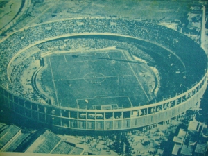 Estádio Presidente Perón.